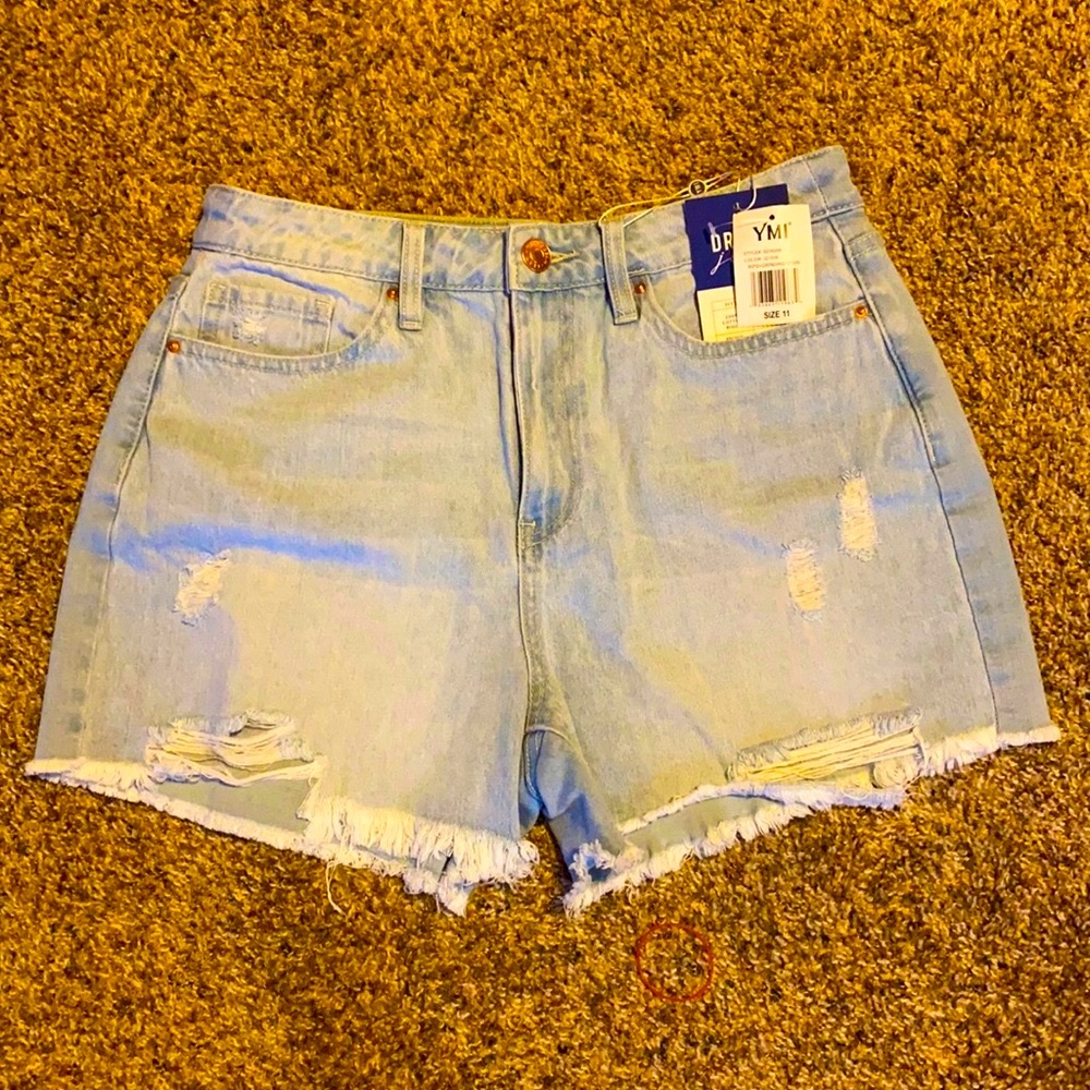 Distressed shorts, NWT, size 11